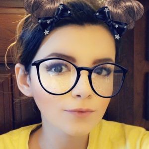 Meet your Posher, Lynn